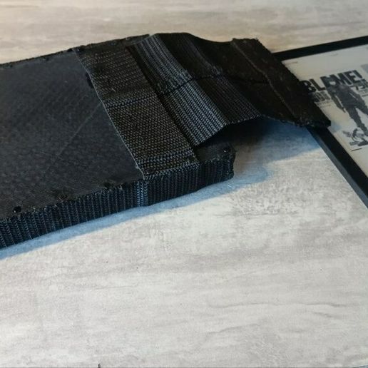 f112fdbe-3761-4d7d-95ad-75c8bc893ade.jpg Pocketbook case