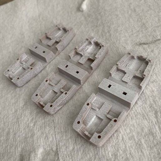 53779066_337543443541569_2522835541670494208_n.jpg ESB EE-3 stock greeblies