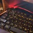 123432722_737371990463254_6668003709790772099_n.jpg Файл STL Джойпад WASD + джойстик для клавиатуры Игры・Шаблон для 3D-печати для загрузки