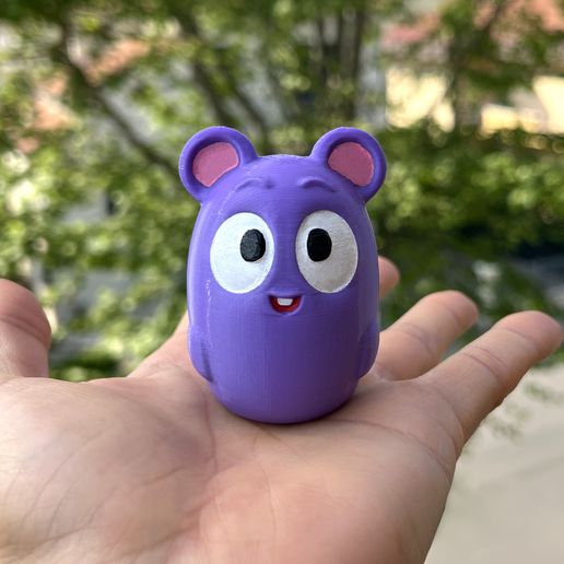 Foto-15-05-22,-17-14-43_.jpg Squeak