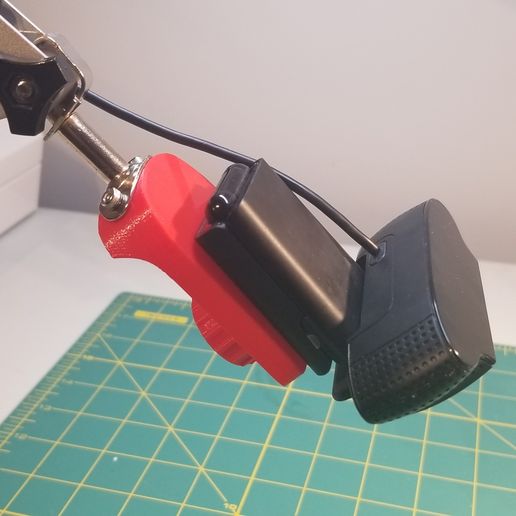 20200216_143753.jpg Ikea Lamp WebCam Adapter Remake