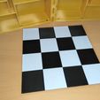 IMG_20200527_125518.jpg Chess board - box