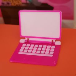 IMG_20180804_170654.jpg Barbie Laptop V1