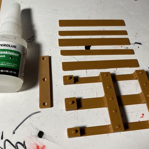 IMG_7610.jpeg 1:14 Scale Euro Pallet with stackable Frame and Lid