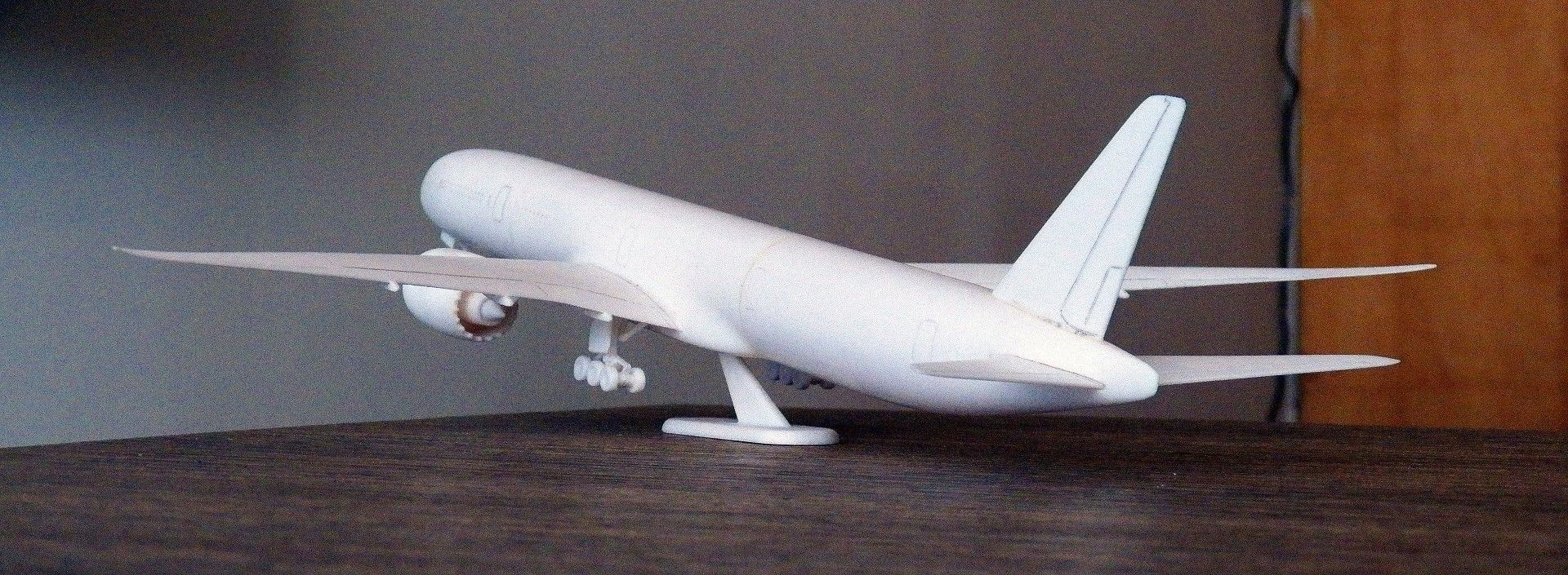 100_0079 (Large).jpg Télécharger fichier STL Modèle réduit d'avion Boeing 777X • Modèle imprimable en 3D, guaro3d