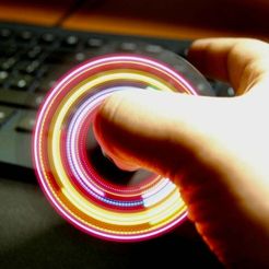 IMG_7343.jpg Archivo OBJ gratis RGB LED Fidget Spinner・Diseño de impresión 3D para descargar, FoolsDelight