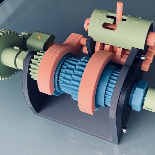 IMG_0358.jpeg Soporte para motor de corriente continua (para modelo de demostración con reductor)