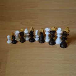 photo jeu d'échec en entier 2.JPG Chess game