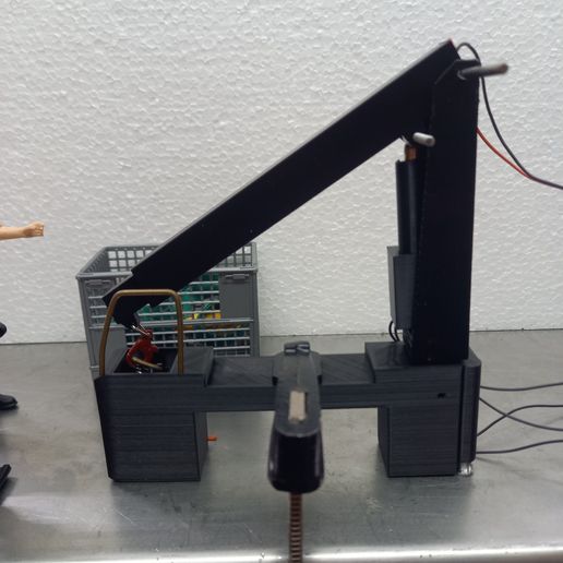 20220630_210038.jpg bruder sprinter wpl12 grua rc