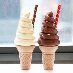 ice_cream_1_thumbnail.jpg Mini-récipient en forme de crème glacée