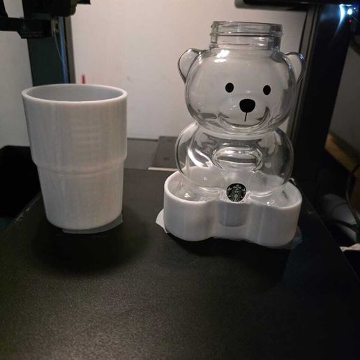 b330d210-4bd6-41b0-a025-61a7078d23fa.jpg Modular Car Car Cup Holder for Bearista Figure - Threaded 3-Part Design 🐻🚗