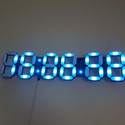 20181111_145352[1.jpg RVB Leds Clock (Horloge LEDS RVB)