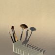 Makeup-Brush-Holder.jpeg Makeup Palette Stand