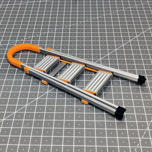 06.jpg 1/10スケール 折りたたみ式3段脚立