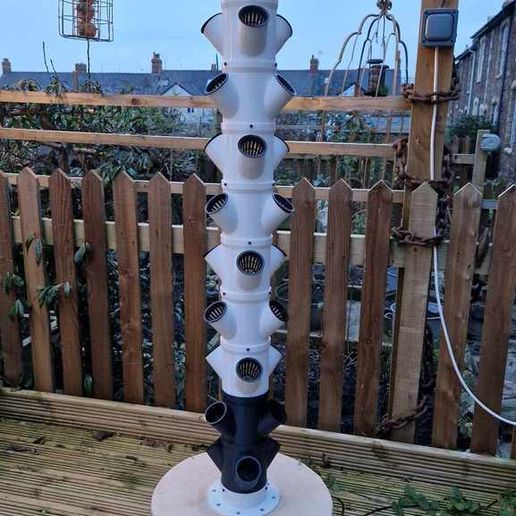 2f56e15f-3161-47cf-beab-669d716e49f7.jpg Modular Hydroponics Tower