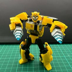 STL file 3D Printable Transformers Bumblebee Off Road Jeep model