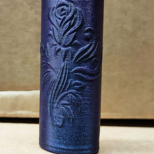 IMG20250126115459.jpg Bic Lighter Case - Vector Rose 1