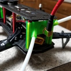 20180913_063112.jpg Бесплатный 3D файл Крепление антенны для квадрокоптера 250 размера・Модель 3D-принтера для скачивания