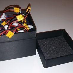 c067a9c76b0bde883f63f9aca5836a7e_display_large.jpg Бесплатный STL файл Customizable Battery Case・Дизайн для загрузки и 3D-печати