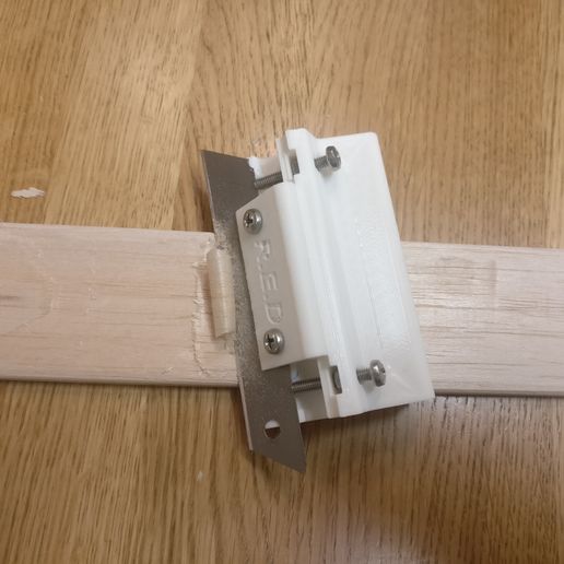 IMG_20191214_215952.jpg Wide razor planer