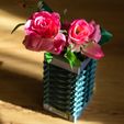 BatteryVase-8.jpg Free STL file Beautiful Battery Vase & Storage・3D printable object to download