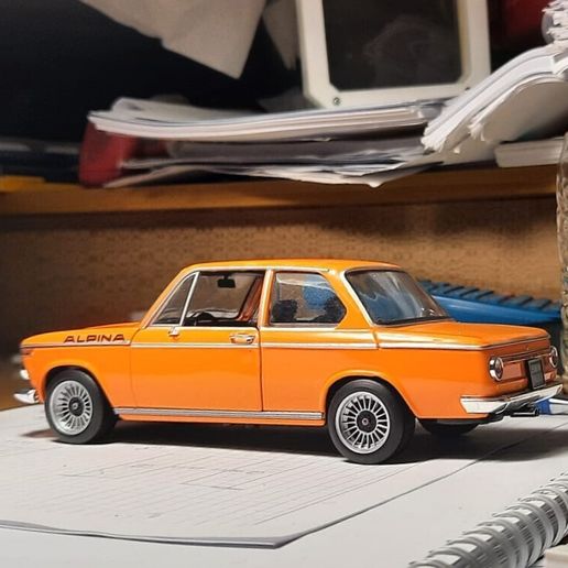 1/43 BMW 2002 ti アルピナ Amazon | Spark 1/43 BMW 2002 ti 1971 tuned by ALPINA 完成品