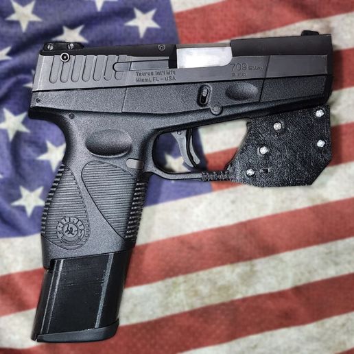 Taurus 709 Slim Flashlight Attachment