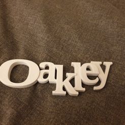 20240318_213621.jpg Oakley keyring name chain
