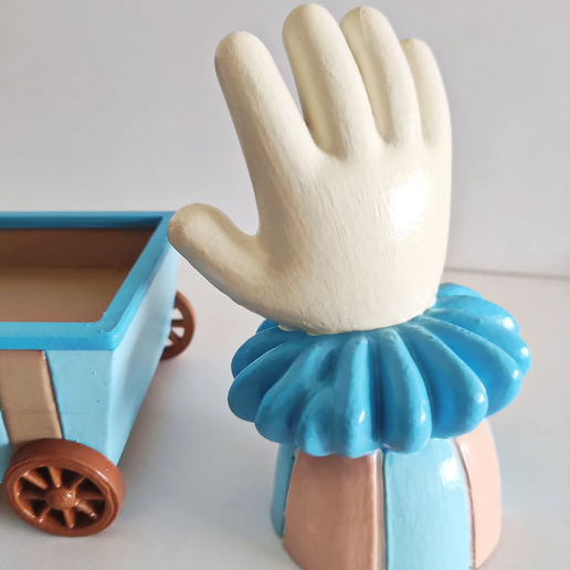 Clown hand