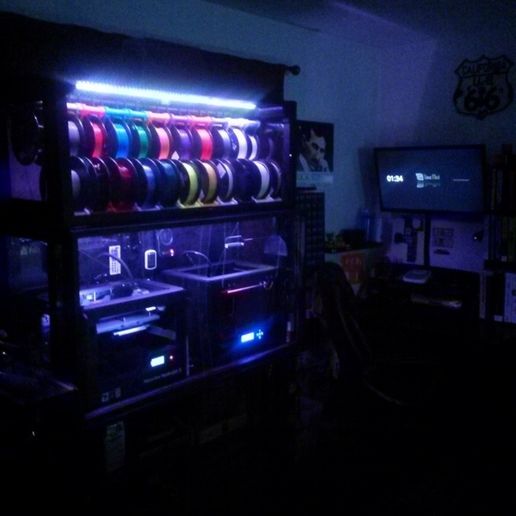 CAM00210_display_large.jpg Универсальный держатель катушек - старая версия