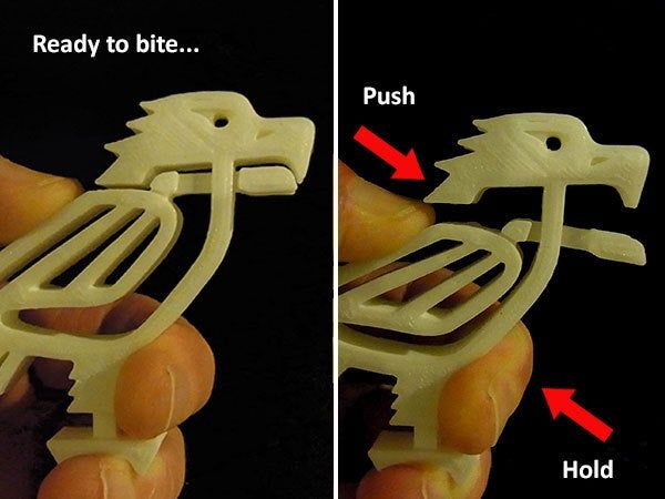 bite_display_large.jpg Free STL file Eaglez... with Moving Beaks that BITE! (No support required)・3D printable object to download, Muzz64