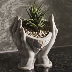 1c.jpg Herz-Hände-Vase