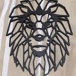 Настенная скульптура льва 2D