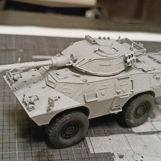 482251855_10233940183040012_7804729630200299456_n.jpg US Cadillac V-150 Commando Cockerill 90mm turret