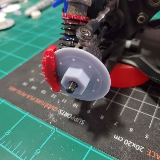 on-the-car.jpeg MST RMX 2.0 wheel spacer with rotor