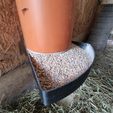 1677407578531.jpg poultry feeder