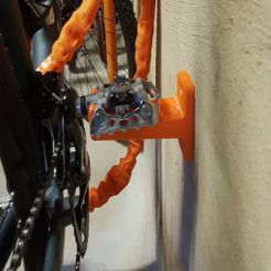 20190921_183314.jpg Bicycle pedal wall mount