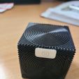 Storage cube for SD and MicroSD cards. 12 SD / 8 MICROSD OR 4 SD / 40 MICROSD
