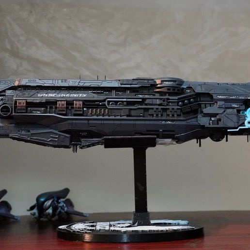 Wei Xin Tu Pian _20251201133811_248_36.jpg HALO UNSC supercarrier INFINITY