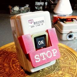 EStop2.jpg STL file Emergency stop button for 3 phase manual motor starter・3D printing template to download