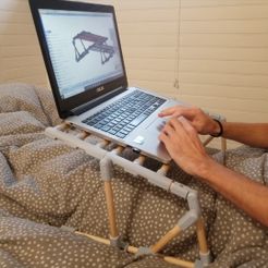 20210309_103912.jpg Free STL file Adjustable bed tray Teleworking・3D printing idea to download