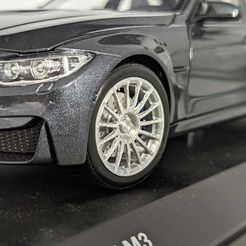 WhatsApp-Image-2022-10-11-at-14.30.02-2.jpeg OZ Racing Superturismo LM 1:18 DIORAMA