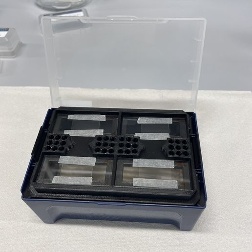 IMG_3022.jpeg Entradas de caixas de pipetas para lâminas de vidro