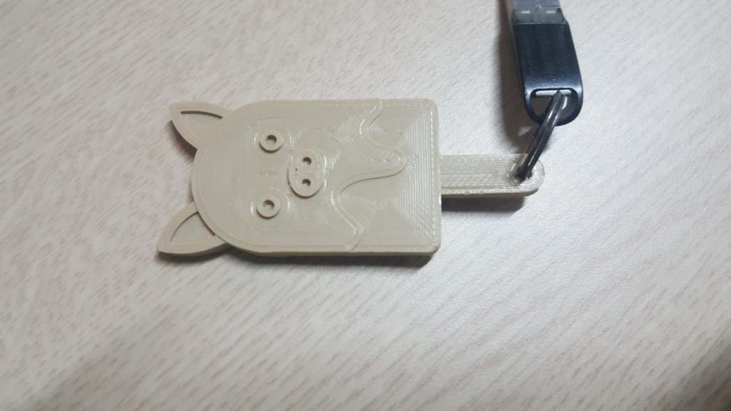 Free STL file Piggy Keychain・3D print design to download・Cults