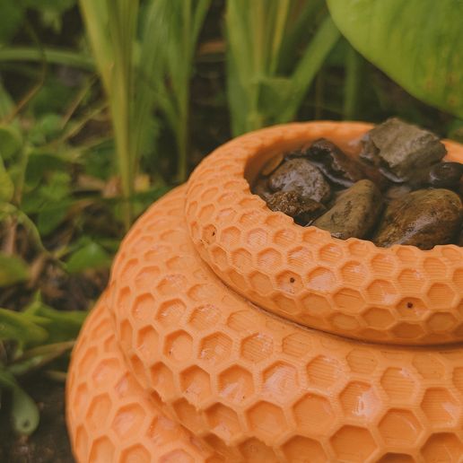 Download free STL file water fountain for bees • 3D printer design ・ Cults