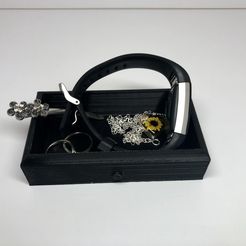 IMG_9955.jpg Free STL file Jewelry Box, Jewelry Holder, Small Nicknack Box, Miniature Drawer, Change Holder, Make up Holder・3D printable design to download