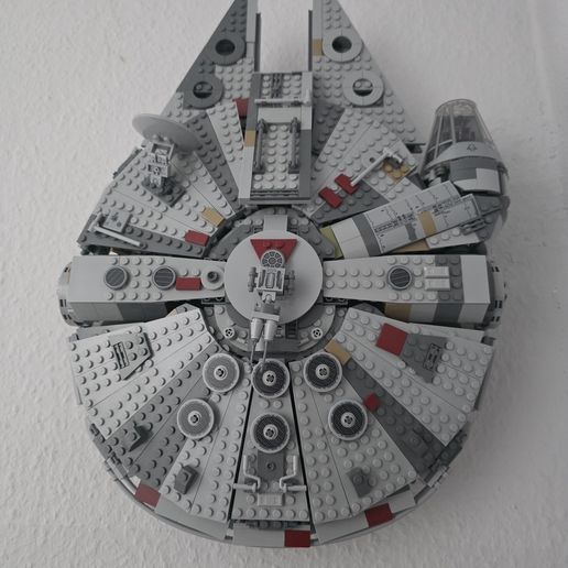 LEGO Star Wars: Millennium Falcon (75257) Wall Mount