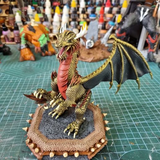 🐉 Heroes 3 Gold Dragon・ STL File for 3D printing・Cults