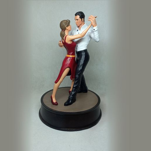 011.jpg Tango dancers Statue