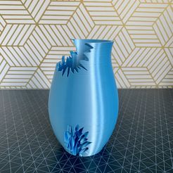 tempImageCFI3Ek.jpg Fichier STL gratuit Vase brisé・Modèle à télécharger et à imprimer en 3D